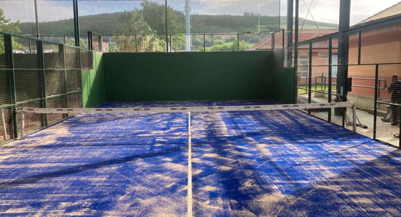 Sustitución de césped en Meruelo (2) Sustitución de césped en Meruelo